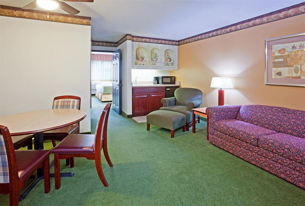 Holiday Inn Express Hotel & Suites Minneapolis-Golden Valley By Ihg Saint Louis Park Phòng bức ảnh