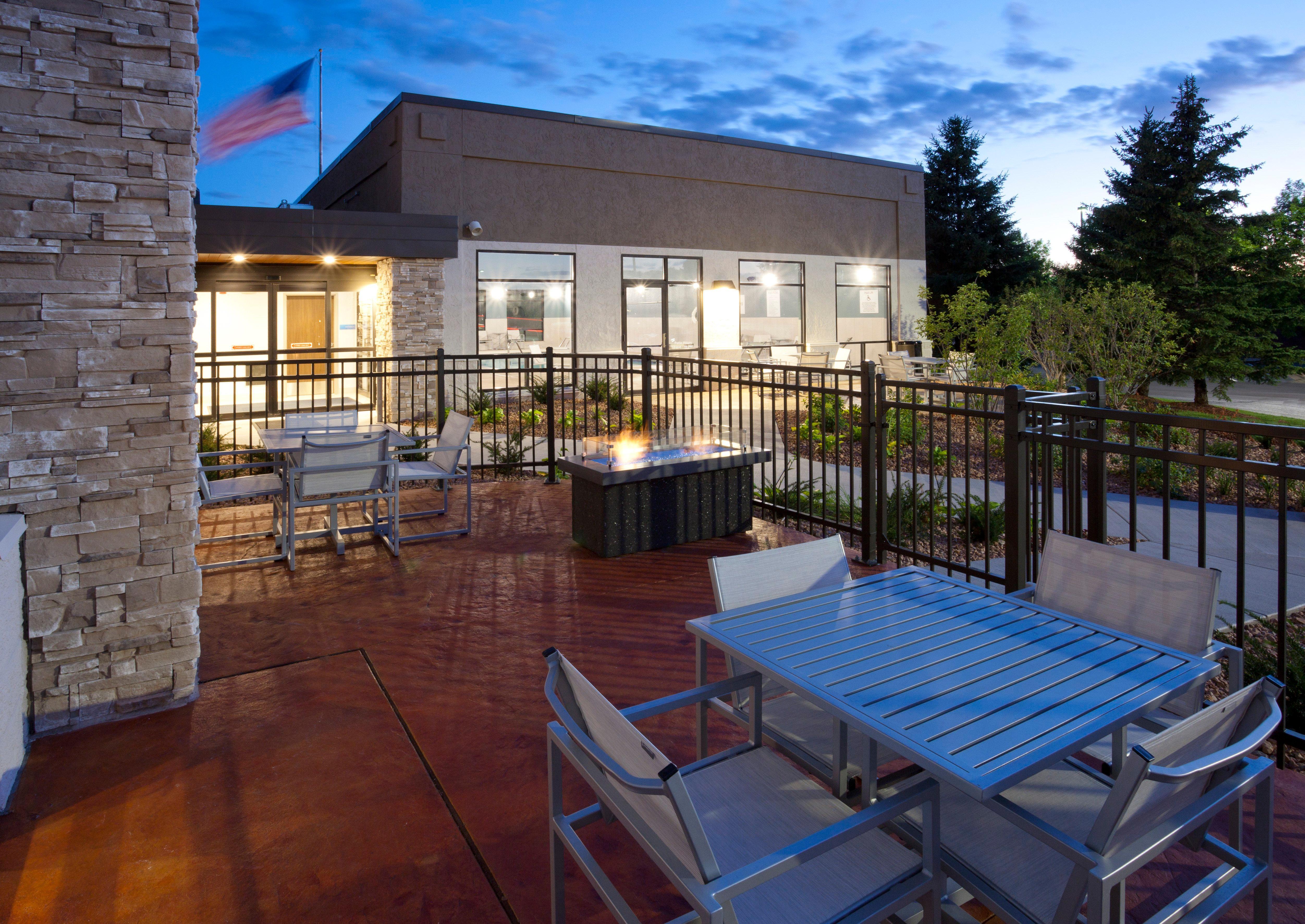 Holiday Inn Express Hotel & Suites Minneapolis-Golden Valley By Ihg Saint Louis Park Ngoại thất bức ảnh